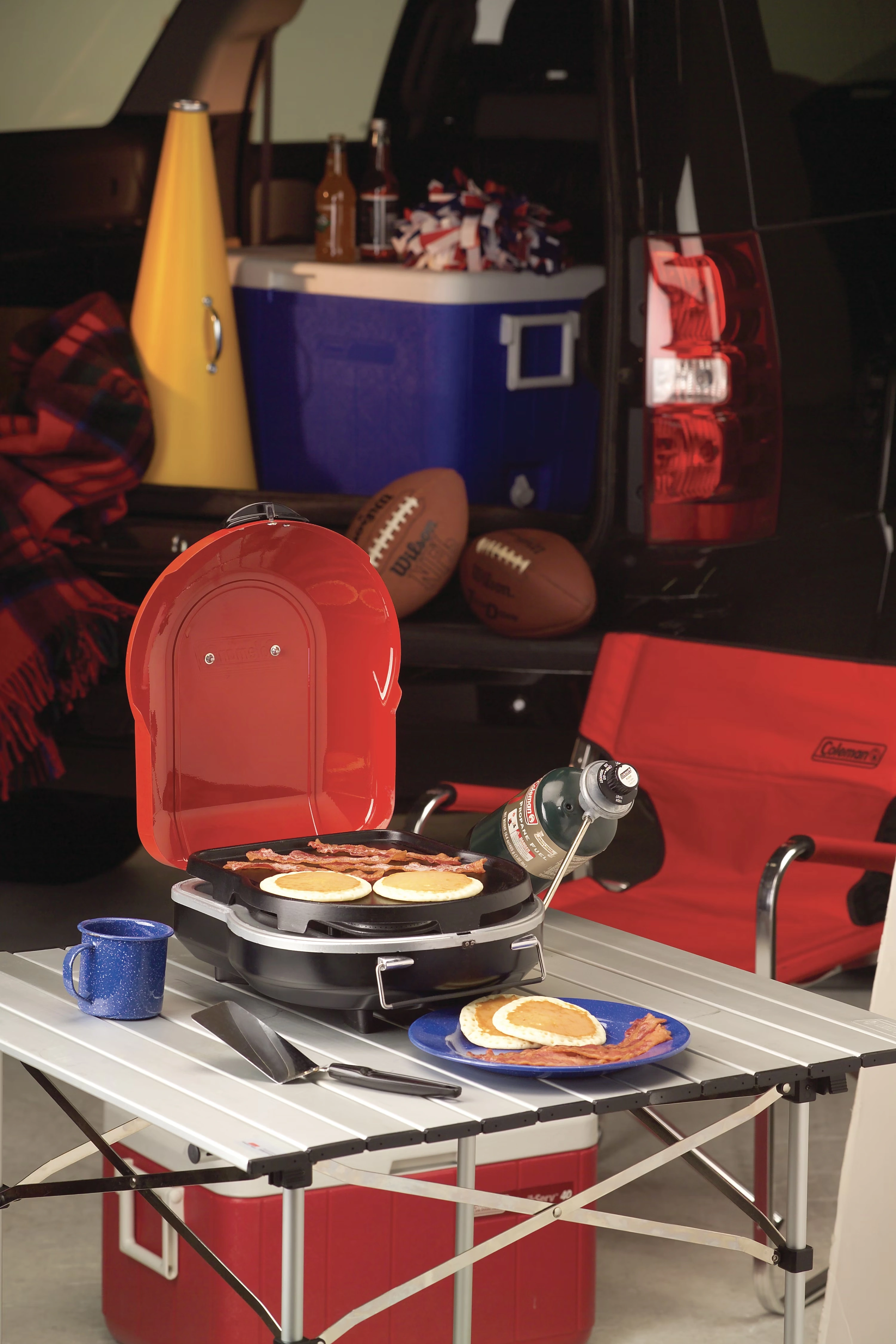 Fold N Go™+ Propane Grill Red 3 Fold N Go™+ Propane Grill Red