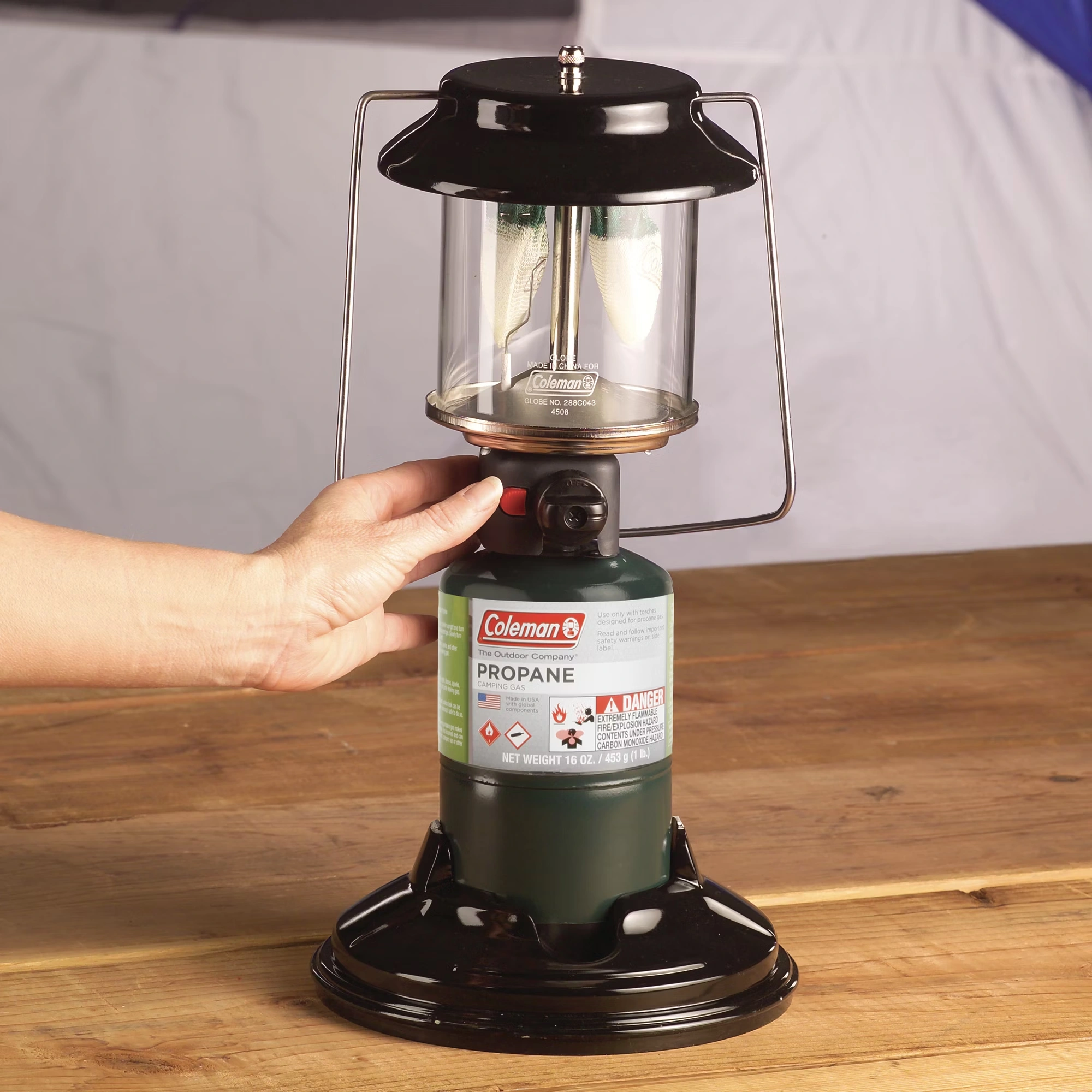 QuickPack™ 2-Mantle Propane Lantern 4 QuickPack™ 2-Mantle Propane Lantern